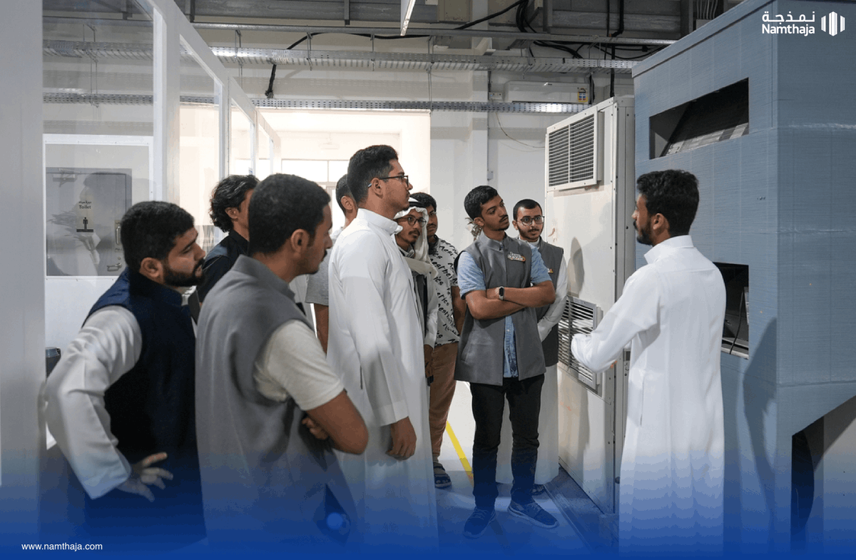 namthaja's tweet photo. رحبت #نمذجة بوفد @fabLab_kfupm من #جامعة_الملك_فهد_للبترول_والمعادن، مؤكدة التزامها بدعم وتمكين شباب الوطن.

تمحورت الزيارة حول التوعية بـ #الطباعة_ثلاثية_الأبعاد، وتسليط الضوء على القدرات الهندسية والتصنيعية لـ@Namthaja، بالإضافة إلى جولة تثقيفية بالتقنيات المستخدمة في المجال. https://t.co/yoWuyghdL9