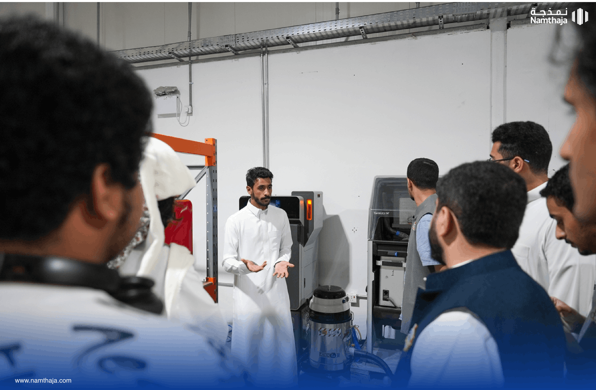 namthaja's tweet photo. رحبت #نمذجة بوفد @fabLab_kfupm من #جامعة_الملك_فهد_للبترول_والمعادن، مؤكدة التزامها بدعم وتمكين شباب الوطن.

تمحورت الزيارة حول التوعية بـ #الطباعة_ثلاثية_الأبعاد، وتسليط الضوء على القدرات الهندسية والتصنيعية لـ@Namthaja، بالإضافة إلى جولة تثقيفية بالتقنيات المستخدمة في المجال. https://t.co/yoWuyghdL9