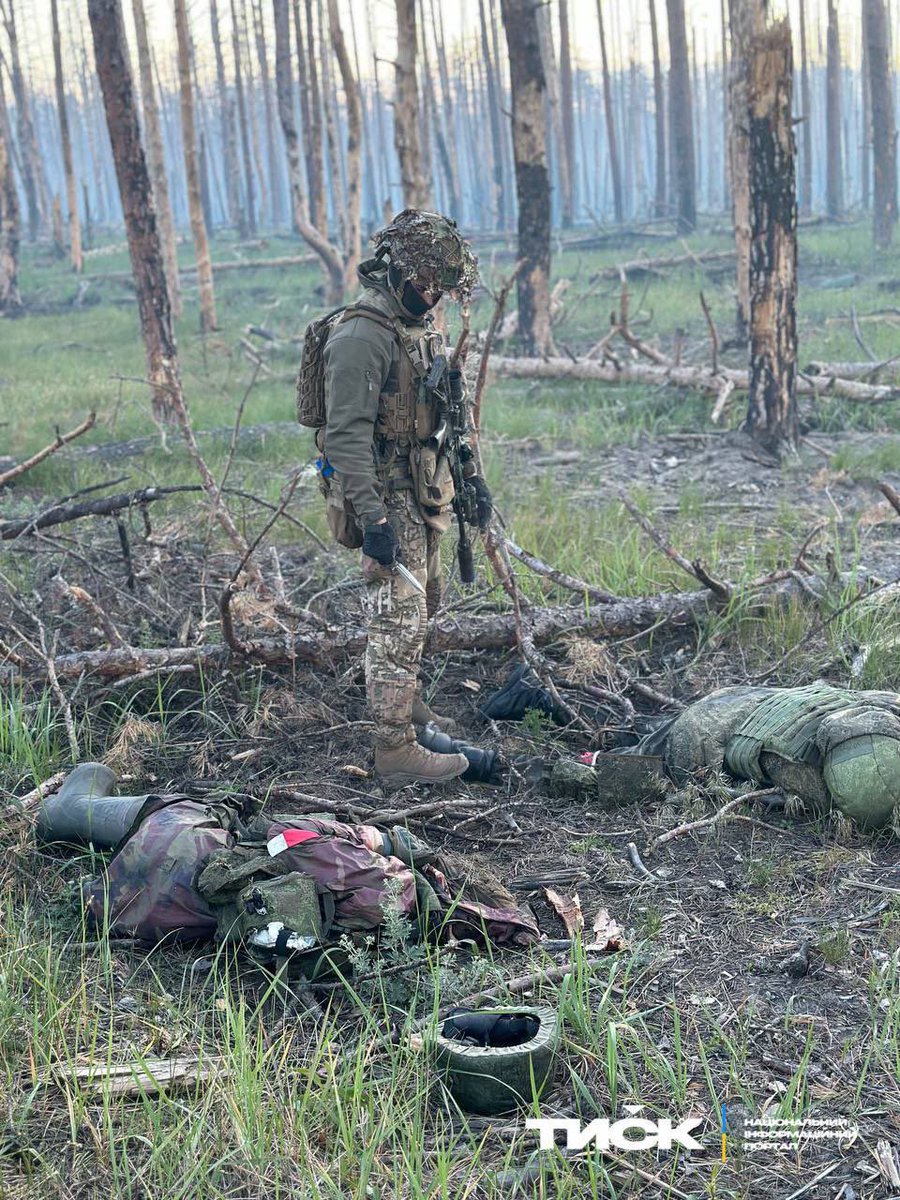 ⚠️L’offensive suicidaire russe🇷🇺 continue dans la région de #Kharkiv.
Hier, les ennemis ont perdu 1740 soldats
Aujourd’hui ils vont poursuivre leur mésaventure, en y mourant, comme si c’était leur 
objectif.

Même s’ils prennent Vovtchanka, même s’ils avancent encore, en occupant