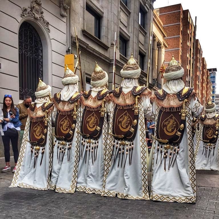 #Sabiesque Lleida és la ciutat on s'han documentat els origens més antics de les festes de moros i cristians? 🤓
La festa se celebra aquest cap de setmana a la nostra ciutat!🥳🤩
Programa ➡️ miclleida.org/programa
#Lleidaciutat #inLOVEwithCatalonia #passiopelturisme