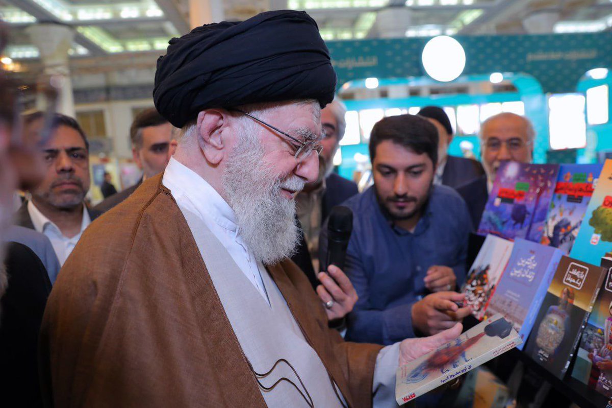 #TelAviv has fallen!! Today, during his visit to Tehran’s 35th International Book Festival, Imam Khamenei was seen reading a book titled “Tel Aviv has Fallen.” #KhomeiniForAll