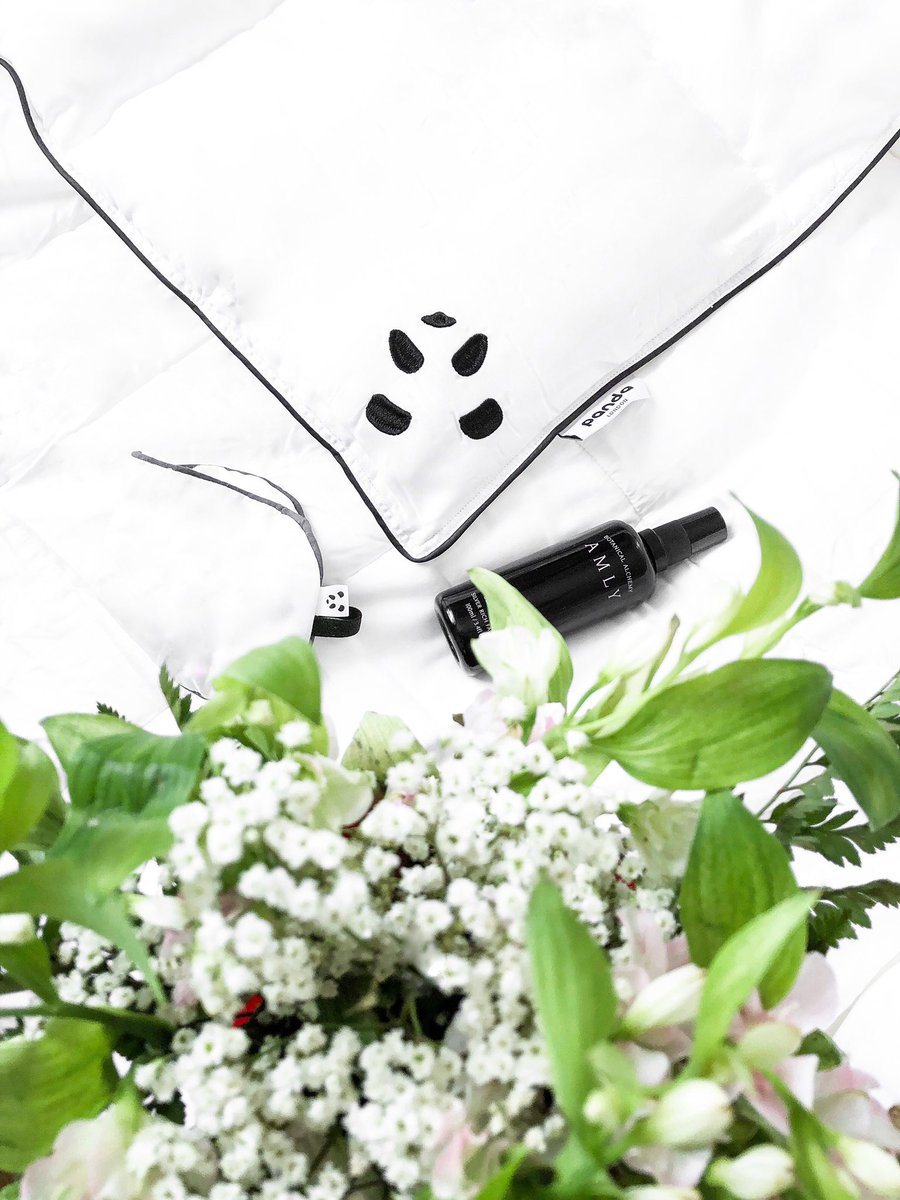 New Lune ๐ (@newlune) on Twitter photo Are you looking to work with a beauty and lifestyle blogger? My blog new-lune.com has over 22.5k followers and a DA of 35. Get in touch: newlunePR@hotmail.com ๐
#prrequest #bbloggers #lbloggers #bloggerstribe Are you looking to work with a beauty and lifestyle blogger? My blog new-lune.com has over 22.5k followers and a DA of 35. Get in touch: newlunePR@hotmail.com ๐
#prrequest #bbloggers #lbloggers #bloggerstribe