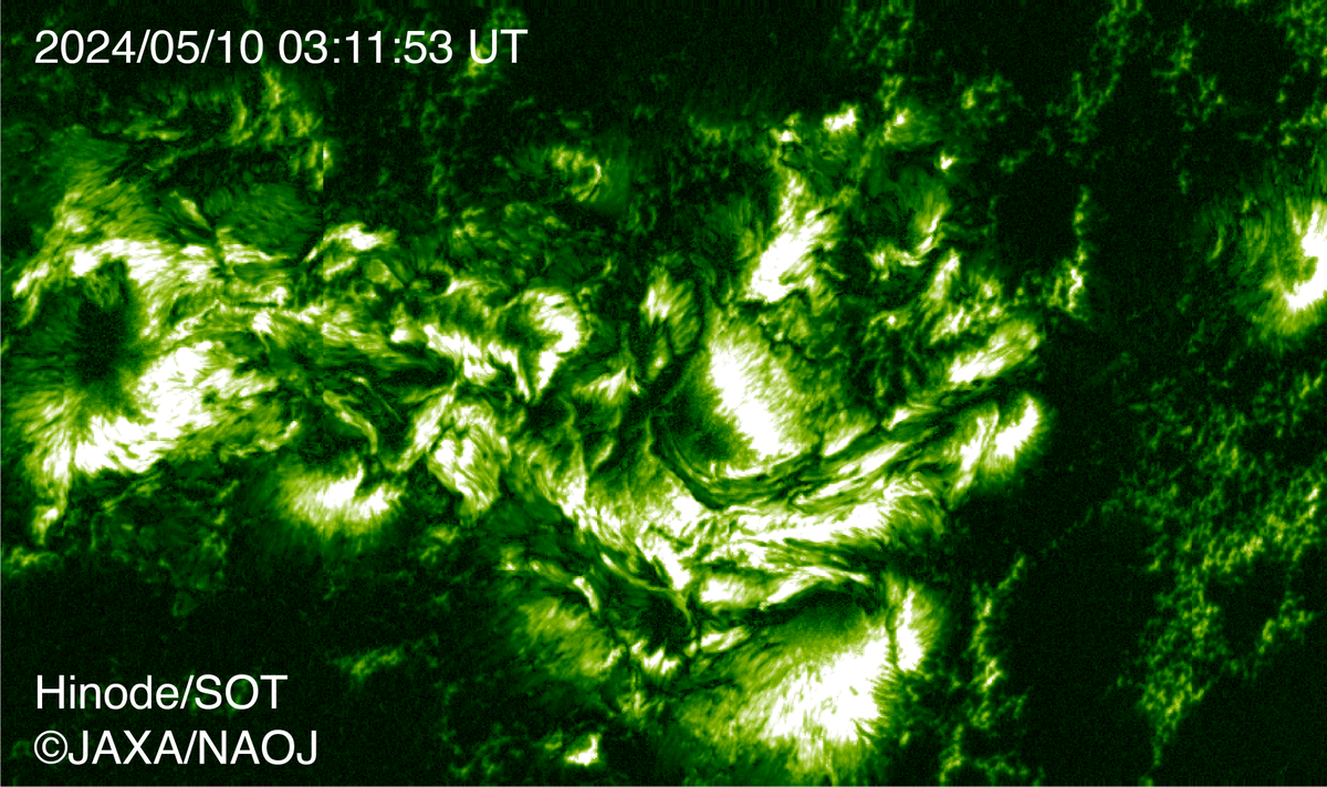 【News】(1/4) Hinode satellite successfully observed the huge sunspot group, which produced numerous massive flares and caused aurorae all around the globe! The extent of the sunspot group is equivalent to 30 Earths. #SOLAR_C #JAXA #aurora