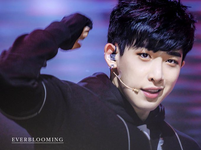 WONHO_GLOBAL's tweet image. [HASHTAG EVENT NOTICE]  

24.05.13  

WENEEs, please join us to celebrate Wonho&apos;s 9th professional debut anniversary! 💙

 🕛Starts: 0:00am 24.05.14 KST  

Tag line: 9 YEARS WITH WONHO
#⃣우리의별_원호랑_함께하는_9년
(9 years with our star Wonho)

#WONHO #원호 @official__wonho