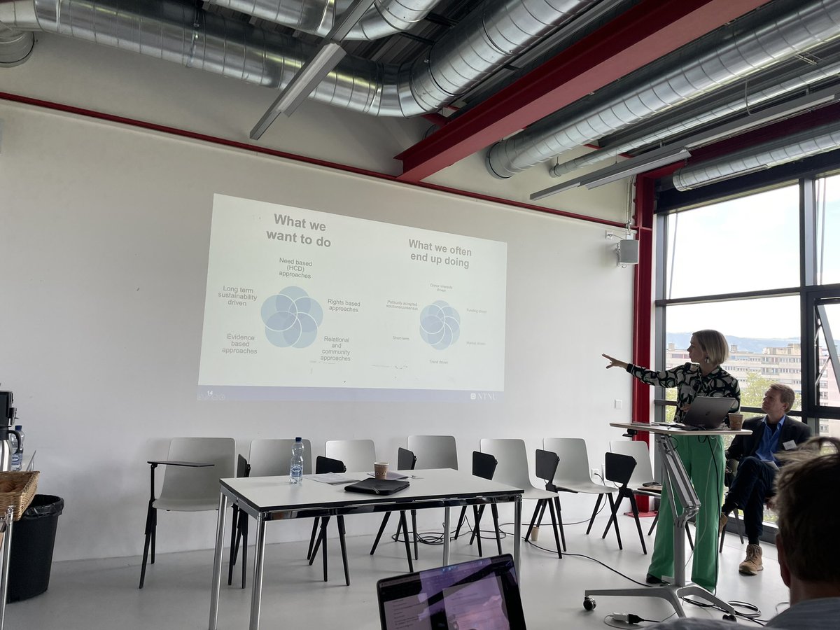 BrandAid_World's tweet image. Starting an exploration of the future of #humanitariandesign @HEADGENEVE @GVAGrad @CBScph Brita Fladvad @NTNU challenges us on what we want to do vs. what we do.