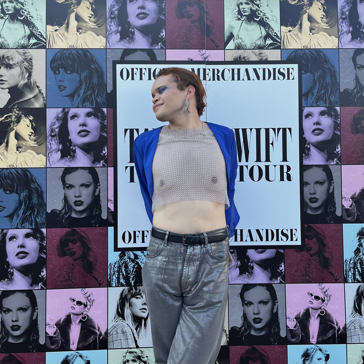 handsofbeavty's tweet image. If you know it in one glimpse, it's legendary, what we thought was for all time was momentary.
#ParisTSTheErasTour #TheErasTourParis #TheErasTour 
@taylorswift13 @taylornation13