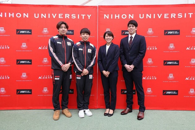 swimcoverage's tweet photo. パリへの決意 水泳部の入部式と代表壮行会を開催
https://t.co/LSVhCavVzr

4月6日(土)、日本大学水泳部学生寮に併設された碑文谷プールで、水泳部新入部員の入部式と、パリ五輪代表選手の壮行会が開催された。競泳23名、水球6名の新入生が加わり、総勢122人で臨む今シーズン。切磋琢磨する選手たち… https://t.co/aumBMEpNMv