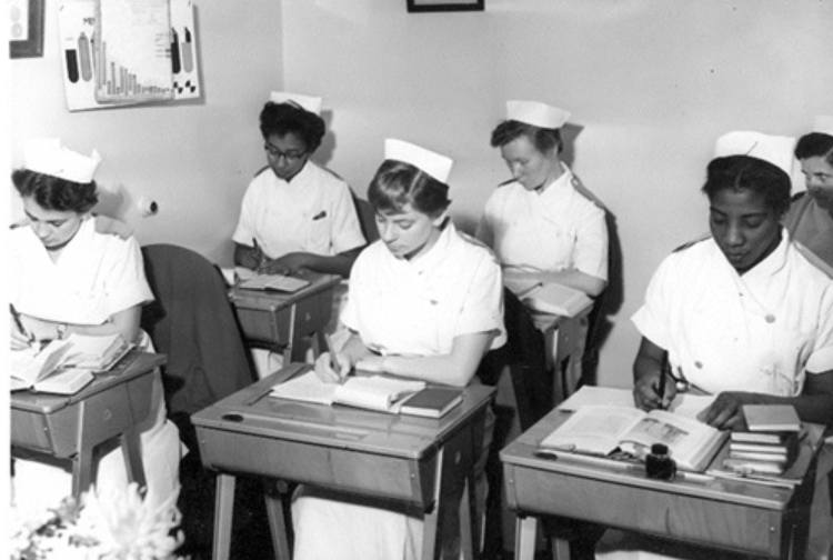 FREE #FamilyHistory #HistNursing #HistMidwifery in-person event @natlibscot #Edinburgh led by @EdinburghNapier and @RCNHistory Should be a great day! napier.ac.uk/about-us/news/…