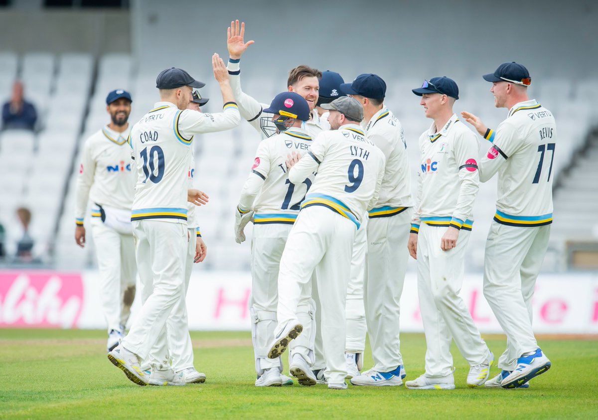 Up next...We're off to the seaside ⛵

🗓️Friday 17th May
🆚Sussex
📍Hove
🏆@countychamp 
⏲️11am 
🎥Sussex Cricket Youtube

#YorkshireFamily