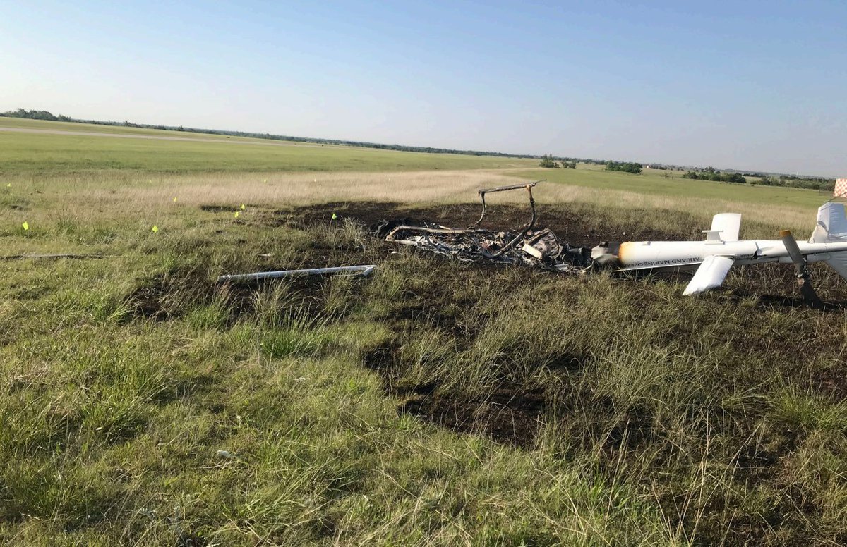 Aerossurance's tweet photo. #OTD in 2021 Cockpit confusion: Curious case of a customs pilot deemed not to be qualified and an alleged coverup of an unauthorised training school. Details: https://t.co/REz2opFP3U
#helicopter #accident #flightsafety #aviationsafety #humanfactors #flyingtraining https://t.co/qDhSNxEMkI