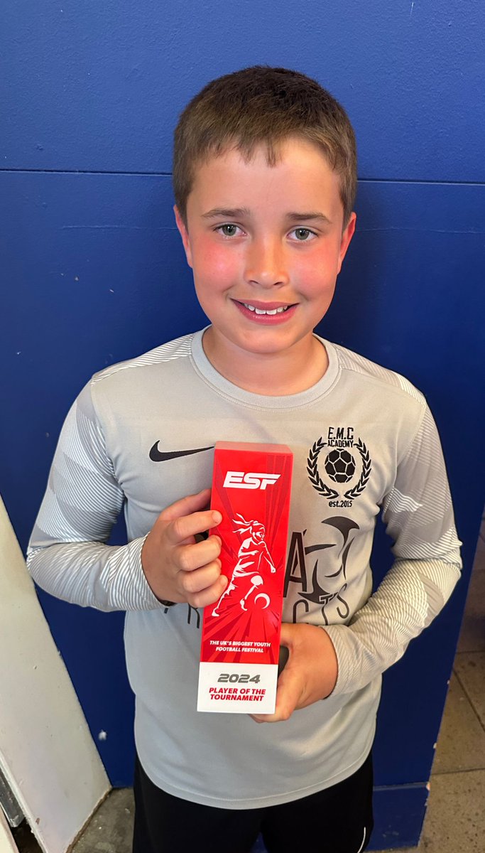 A massive congratulations to U10 London squad player Ellis, who won player of the tournament at the ESF tournament at Butlins this weekend🏆

#NEXTGEN #EMCWAY #PATHWAY #DREAMBIGGER #PATHTOPRO #PROLIFESTYLE #EMCFAMILY
