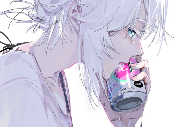 「blue eyes drinking」 illustration images(Latest)