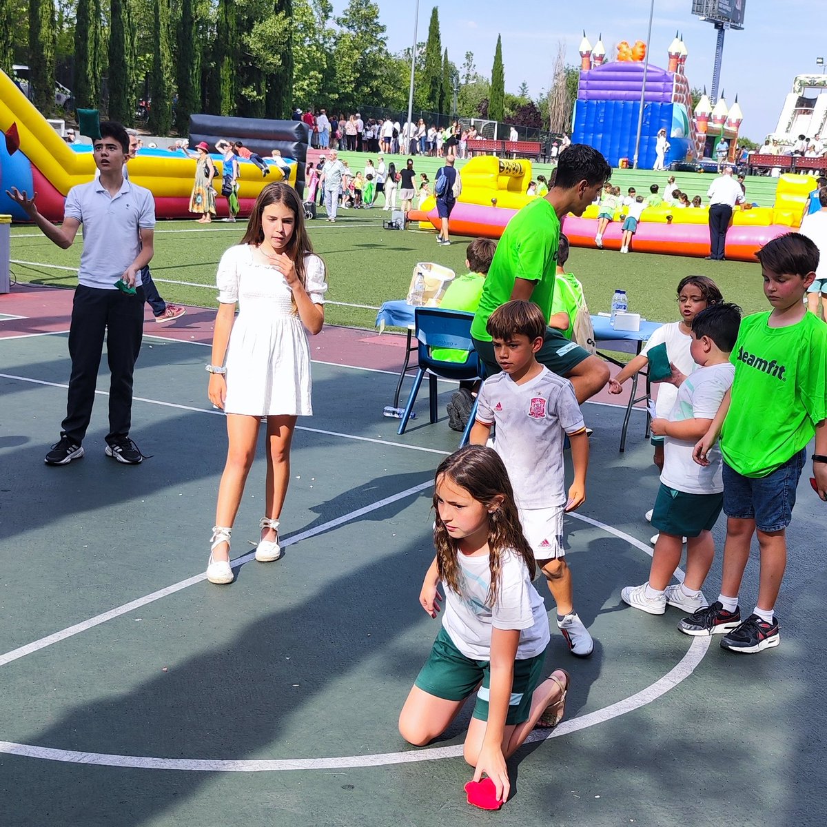 TrinityCollege1's tweet photo. 🟢¡VEN A NUESTRA FIESTA SOLIDARIA! TRINITY COLLEGE S.S. REYES
🗓️🕒 VIERNES 31 DE MAYO A LAS 17:00H.
A beneficio de @ASUong, con quien trabajamos de forma conjunta en nuestro Gran Proyecto: Niños Batwa.
👉 Más información https://t.co/iqDvMwpI8N

#TrinitySolidario #Sanse https://t.co/3wSlcbmvV0