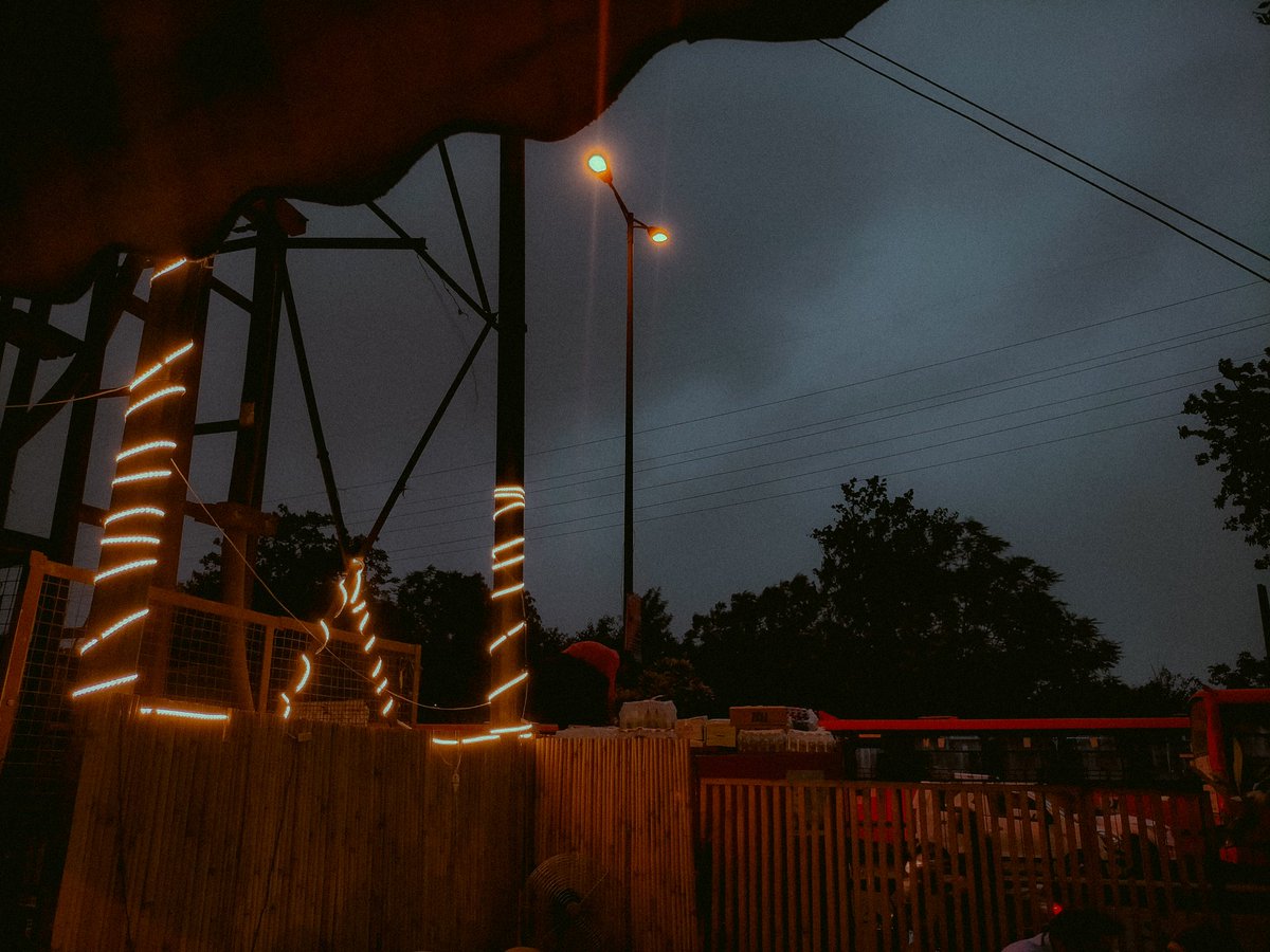 kunaltwt_'s tweet photo. Moody vibes 🧬 https://t.co/FMHe0MP8sZ