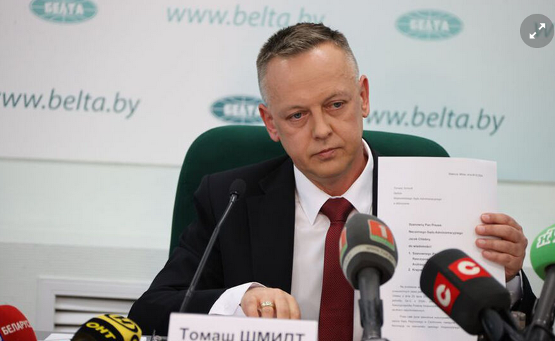 PostPravdaInfo's tweet photo. 🚨 ROSYJSKIE MEDIA: „Sędzia Tomasz Szmydt pracował na ściśle tajnych dokumentach służb wywiadowczych oraz z dot. wysoko postawionych wojskowych i urzędników”. Kremlowska prasa twierdzi, też, że trwa przenoszenie stolicy Ukrainy do Lwowa 🤡
#D #PostPravda
https://t.co/0vYOHkQsf2 https://t.co/egMLp8aPCx