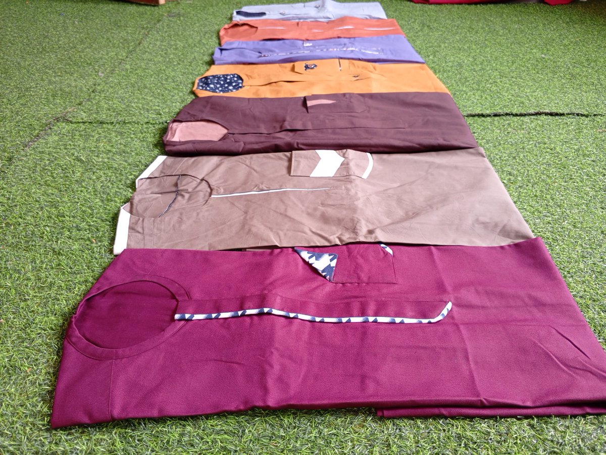 AfroAttire's tweet photo. Monday Inspiration!

Handcrafted Senator Attire by Afroattire, Where Tradition Meets Style.⭐

All Ready, available for instant purchase.

#garmentfactory #clothingbrand #senator #senatorattireformen #clothmaking #nativewears #arewa #branding #brandidentity #clothingbrandinkano https://t.co/WELnQr4n8L