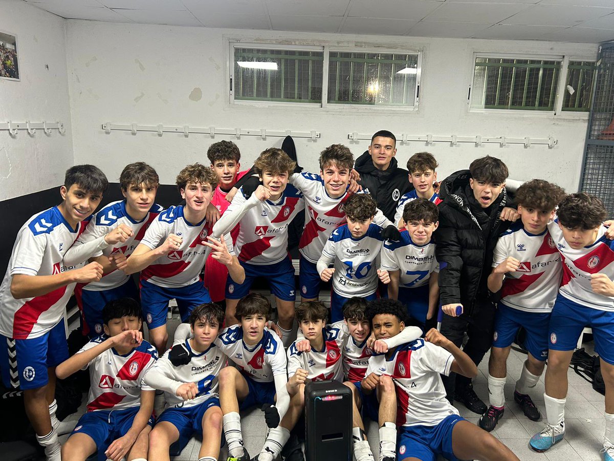 🔝Ha sido un fin de semana increíble para nuestra cantera 🥇Nuestro Fundación Cadete A ganó el campeonato de liga tras ganar 1-3 al Villaviciosa de Odón.🏆 ¡Enhorabuena chicos! ⚡️