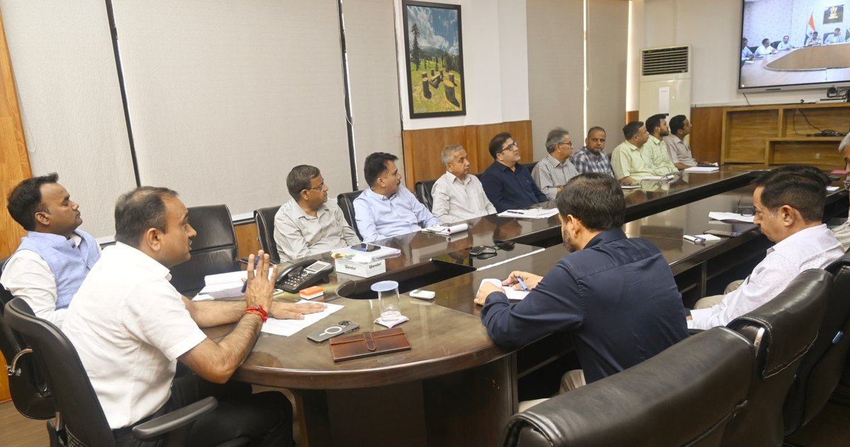 Divisional Commissioner Jammu @rameshkumarias today reviewed the arrangements for Shree Machail Mata Yatra 2024. He directed all the concerned departments to ensure comprehensive facilities for providing a hassle free and memorable Yatra experience to the devotees.