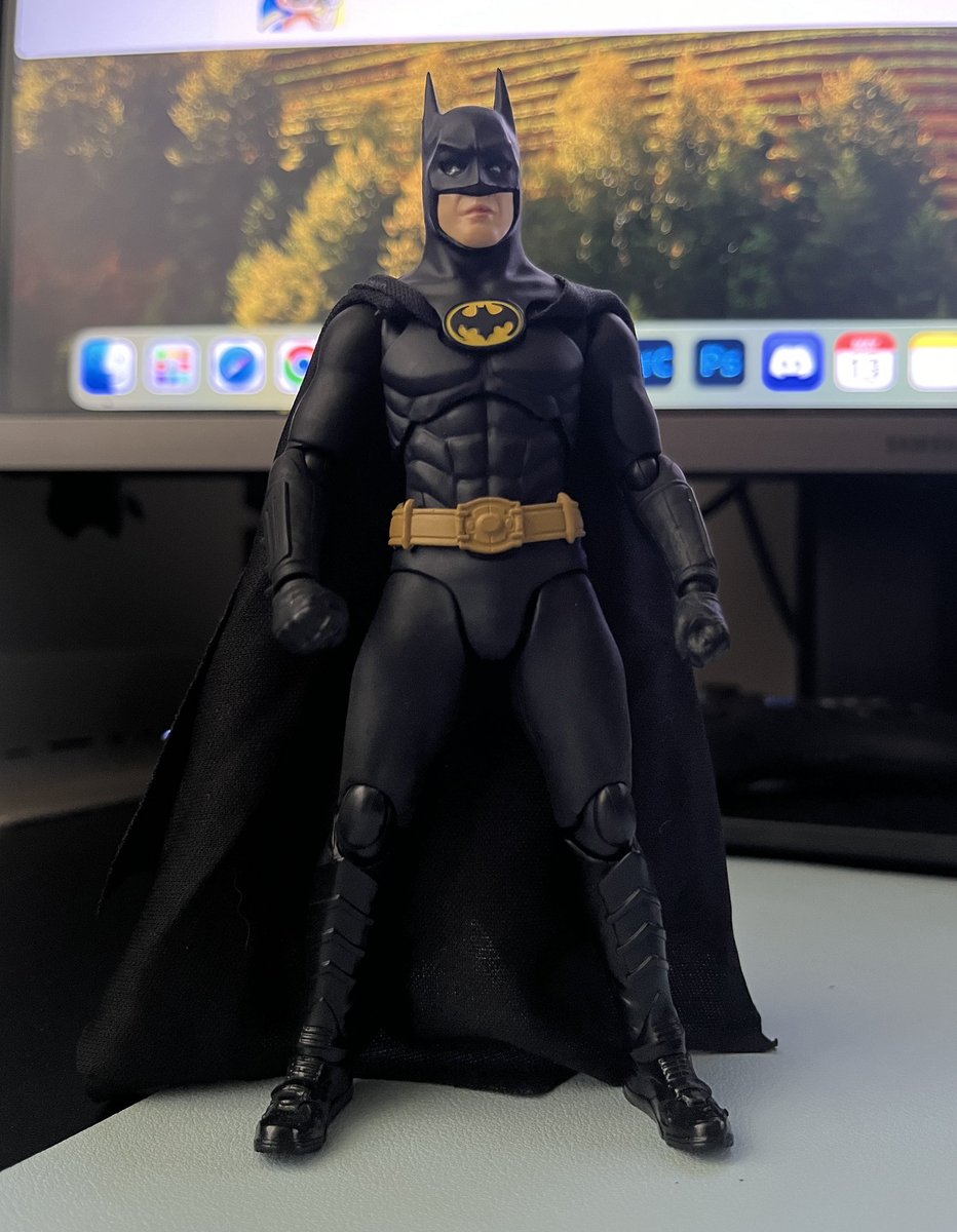 A tiny Keaton is on the desk this morning.