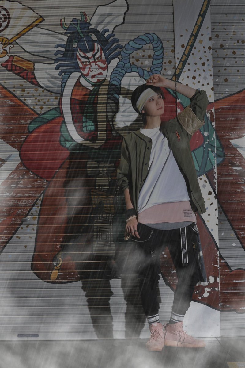 manatsubi_USJ's tweet photo. 【※2.5Cosplay】hpst🎤

────────────

　これは前兆 不穏な天候

────────────

🔪：真夏日
📷：@31ss_cos 

 #アサクサオールナイト https://t.co/bWIUGyWMyd