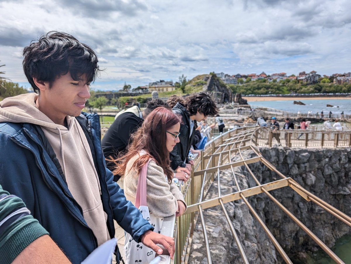 🗣️La ORI de #UNEATLANTICO organiza una visita al Palacio de la Magdalena para los alumnos internacionales 👏 Enlace a la noticia:👉 une.at/1r0