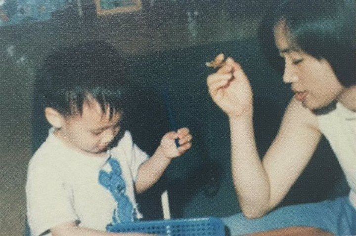 seokjin sharing the most precious bond with his mom — a thread ♡