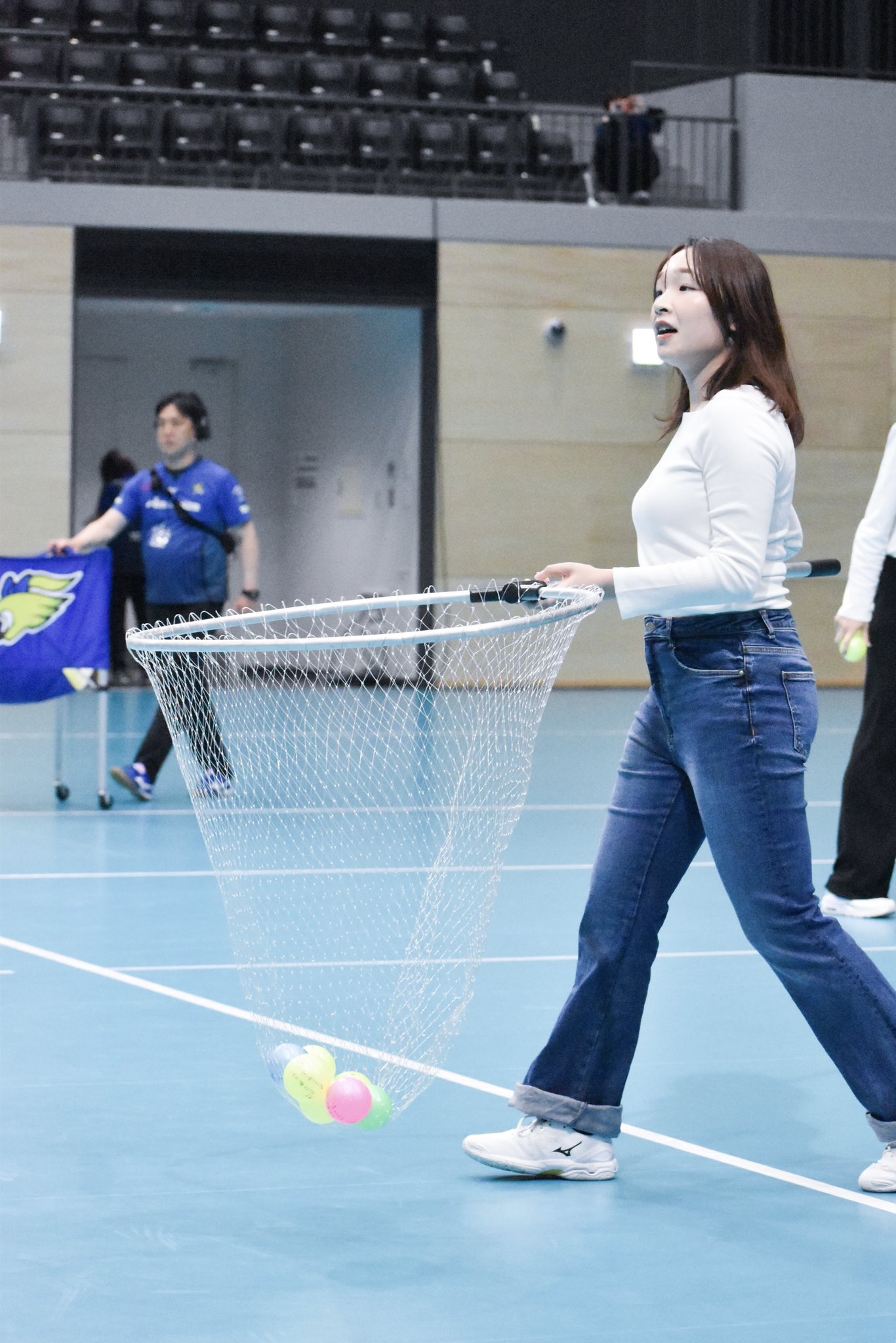 久光スプリングス カバー付きクッション 万代選手 万代 真奈美 | 選手 | SAGA久光スプリングス