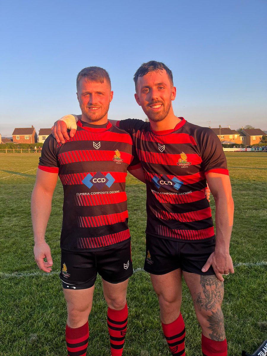 OliverDunn14's tweet photo. Rugby League debut at 31 - completed it ✅ https://t.co/Ph2dEEU5eP