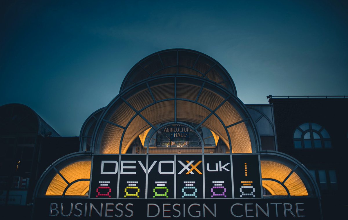 Evening activities during @DevoxxUK are becoming even more popular every year! Check this edition's evening activities here: flic.kr/s/aHBqjBq2uC #DevoxxUK #dimitrisdoutsiopoulos #ddeventphotographer