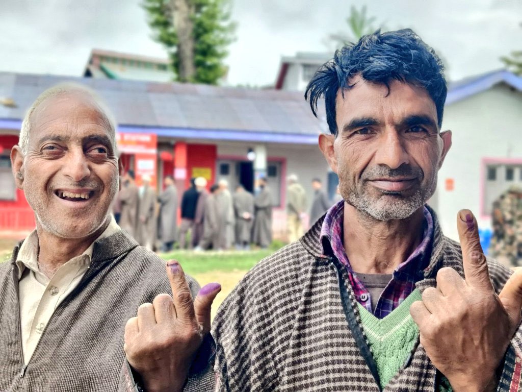 Meanwhile Indian Kashmir votes peacefully because “the ballot is stronger than the Bullet”  ✌️