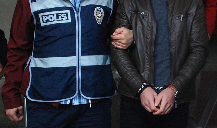 Sit alanında kaçak kazı yapan 5 kişi yakalandı cumhuriyet.com.tr/turkiye/sit-al…