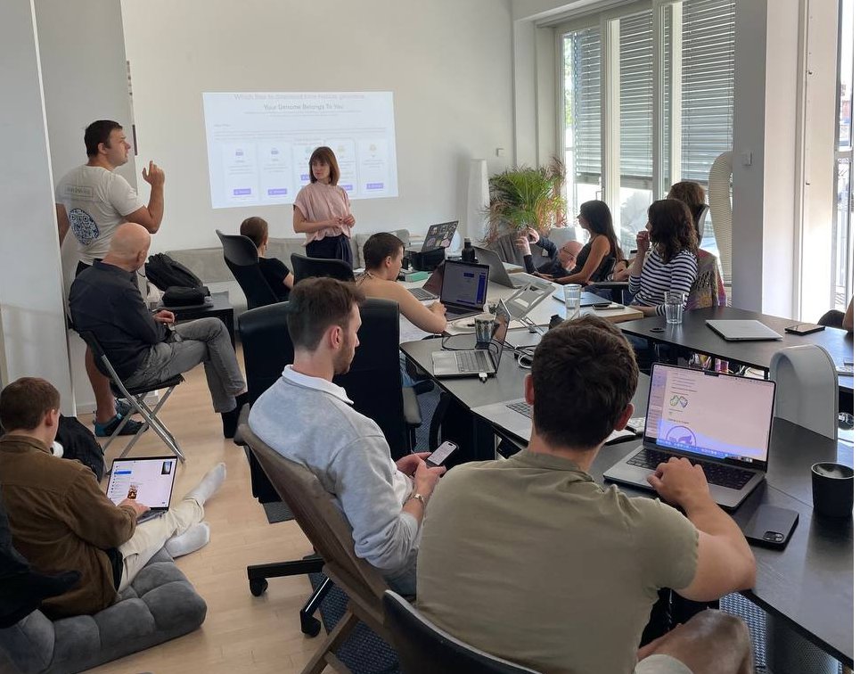 dna-seq (@just_dna_seq) on Twitter photo Our "Hack Your Own Genome Workshop" at #LongevityWeekBerlin was a hit! 💡 <a href="/OlBorisova/">Olga Borysova</a> delved into longevity genetics and mitochondria, while <a href="/antonkulaga/">Anton Kulaga</a> gave us the scoop on sequencing tech and bioinformatic pipelines. #Genomics #Longevity #Workshop #Bioinformatics 🧬🔬 Our "Hack Your Own Genome Workshop" at #LongevityWeekBerlin was a hit! 💡 <a href="/OlBorisova/">Olga Borysova</a> delved into longevity genetics and mitochondria, while <a href="/antonkulaga/">Anton Kulaga</a> gave us the scoop on sequencing tech and bioinformatic pipelines. #Genomics #Longevity #Workshop #Bioinformatics 🧬🔬