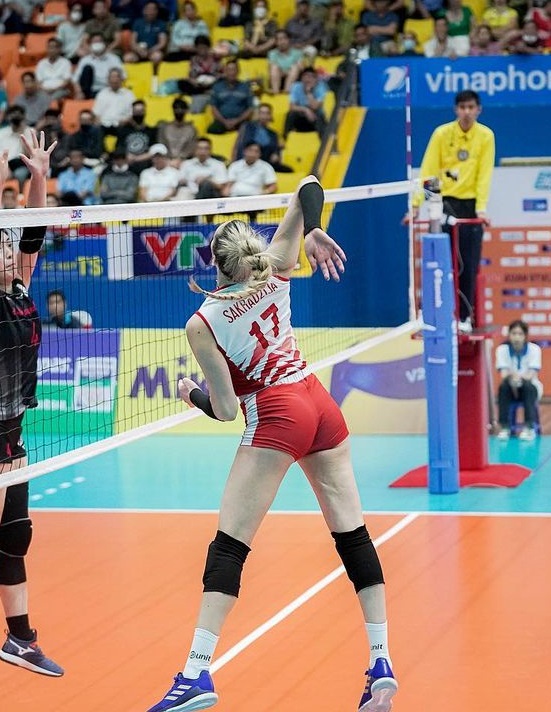#Volleyball babe Sara Sakradzija See more photos on femisports.com/serbian-volley…