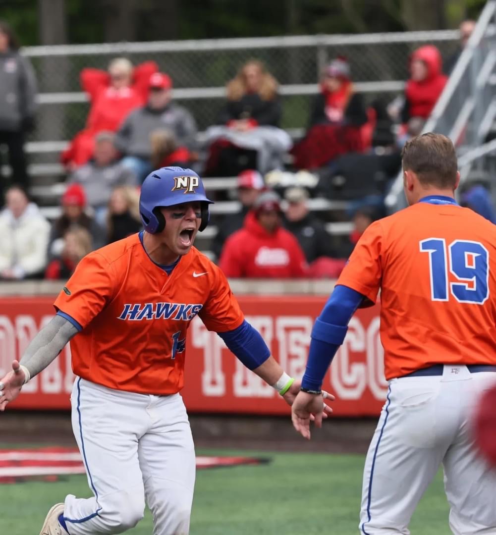 The Champions Are Here! Both the Baseball team & the Softball team took home SUNYAC titles this weekend! #GoHawks! 🔸🔹 Game Details: nphawks.com #NPHawks #NPSB #NPBaseball #SUNYNewPaltz