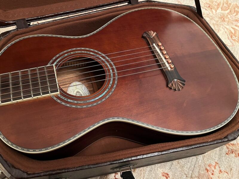 Washburn R319SWKK Acoustic Parlour Guitar Vintage Finish With Hard Case

Ends Sun 19th May @ 7:30pm

ebay.co.uk/itm/Washburn-R…

#ad #acousticguitars #guitars #guitarporn #guitarsdaily