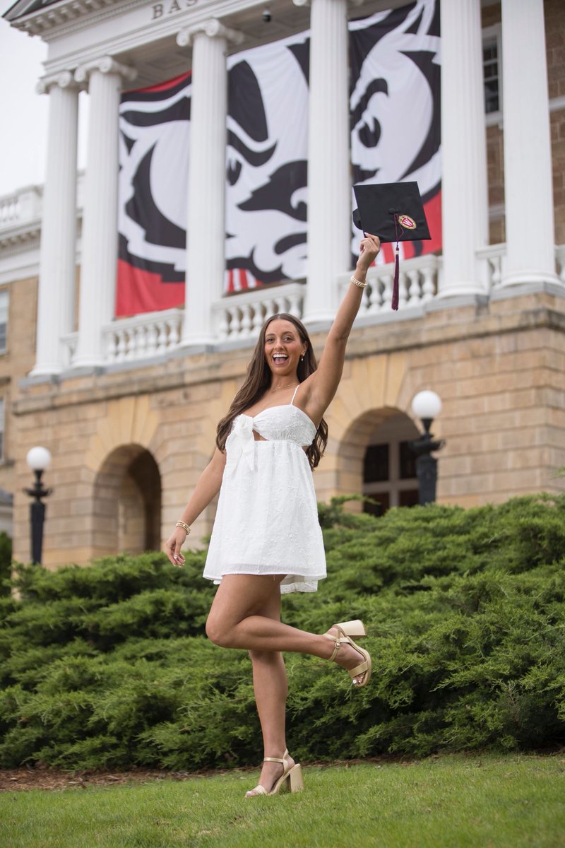 Congratulations ⁦@gabbyaltobelli⁩, we couldn’t be more proud of you and what you have accomplished. Throughout all the ups and downs the last four years you have come out on top. All a credit to your hard work and determination. Great things ahead for you.
Love you ❤️❤️❤️