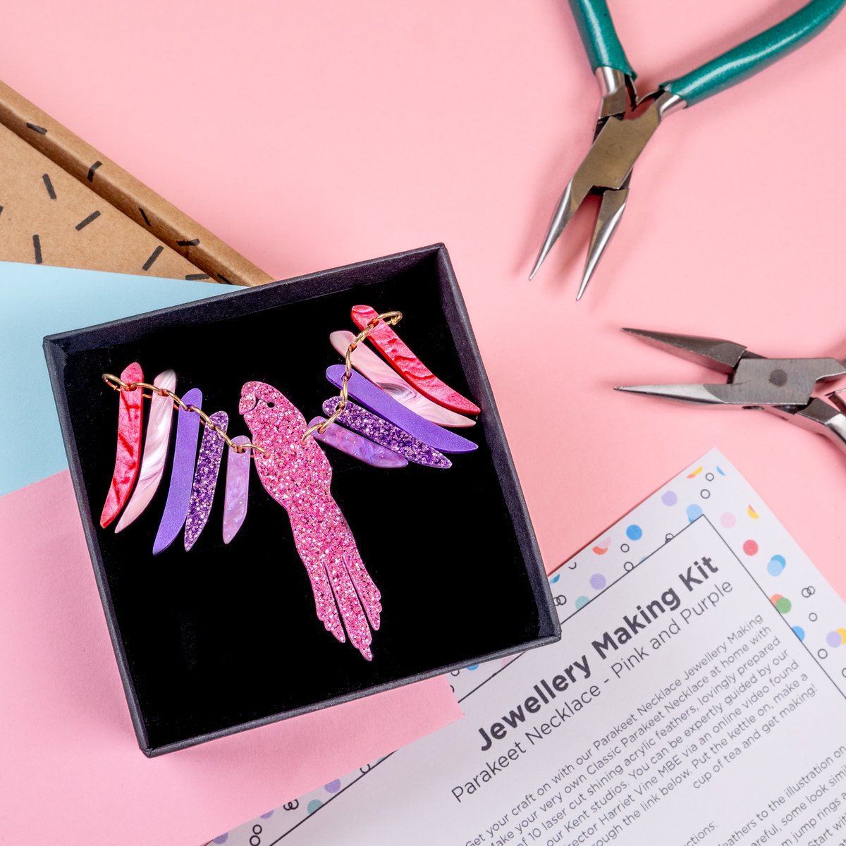 MAKE IT YOURSELF! 🙌 Channel your inner jewellery maker with our crafty workshop in a box, with six fun designs to choose from: bit.ly/3IfvFJm #jewellerymakingkit