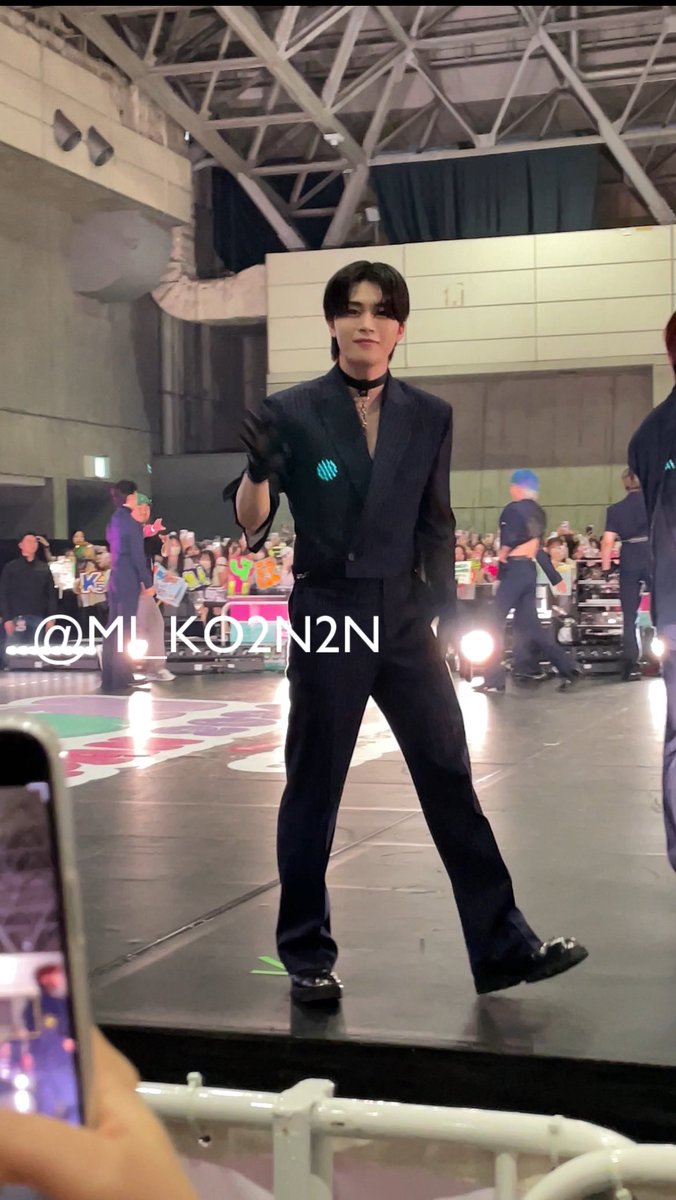 mi_ko2n2n's tweet photo. 木全くんめっちゃかっこよかった( > < )
#KCON  #JO1  #DANCEALLDAY https://t.co/5qP8VILrkA