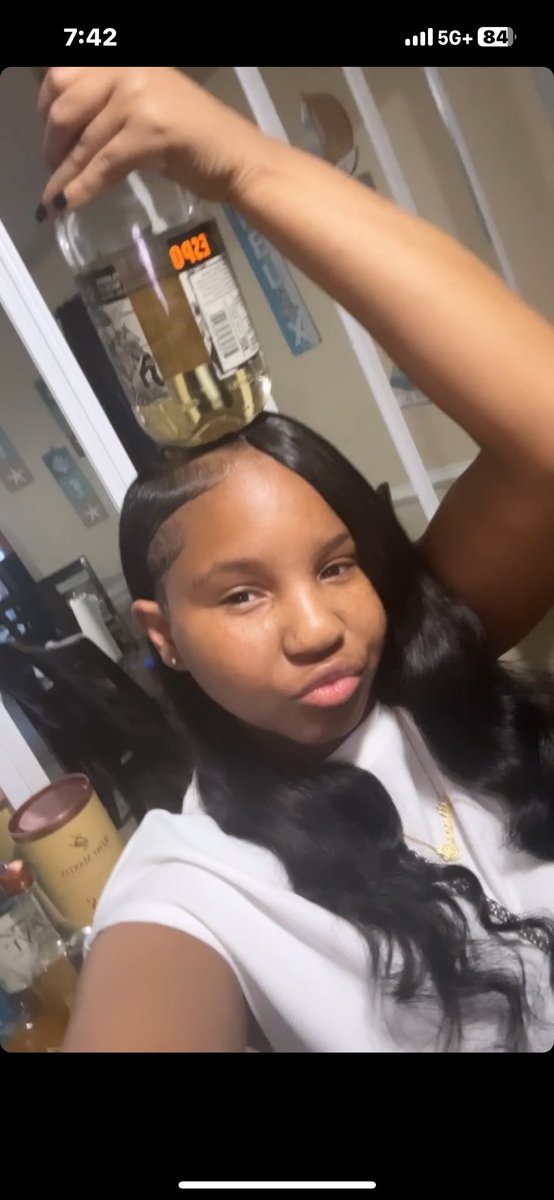thegirlrenn's tweet photo. Random dump thread or ya’ll scared? 😭 https://t.co/xFnDjRH8oR