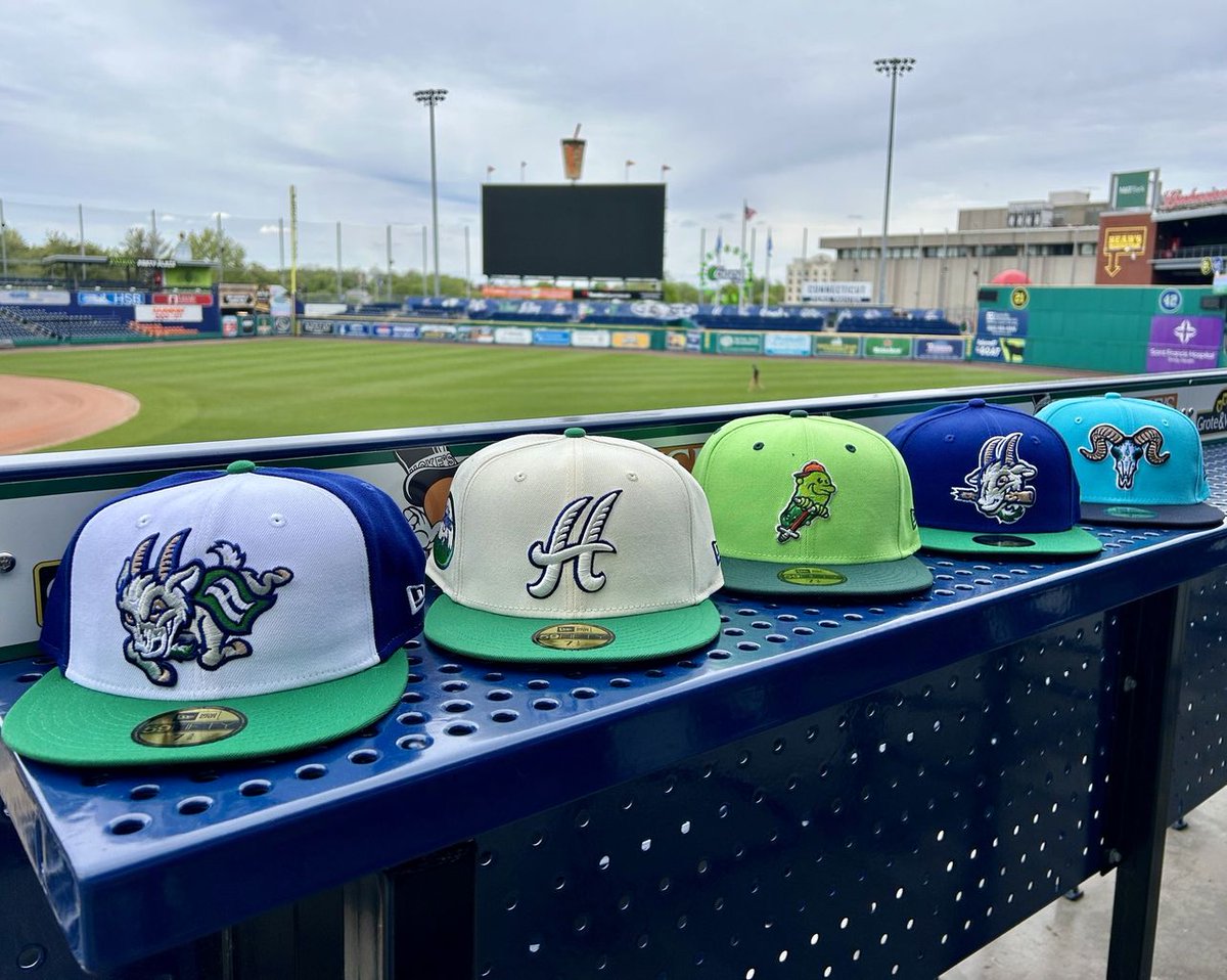 We're celebrating small businesses from around Connecticut with Key Bank's Small Business Saturday at The @GoYardGoats Game on May 18th! 

@JennyBoomBoom will be throwing the first pitch!!

Win 🎫 With @DJBuck1 & @BigRegg860

#SmallBizLove #Hot937Night