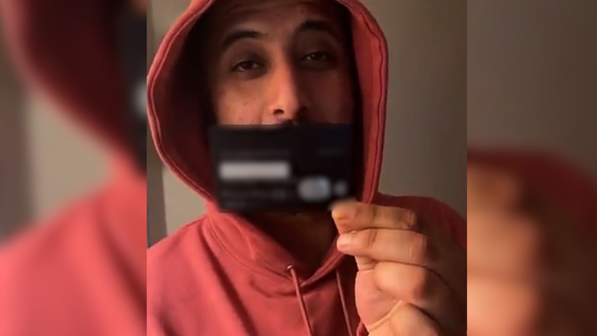 💳🇫🇷 Insolite : l’influenceur Nasdas partagera sa carte bancaire avec ses fans le 16 juin prochain en story Snapchat, deux ans après la première.