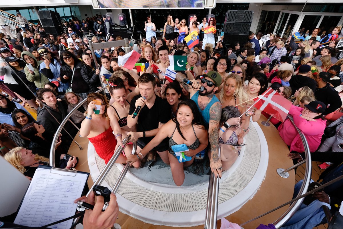 #OTD in 2016, members of the Backstreet Boys were joined by 30 people from different countries to set the record for the most nationalities in a hot tub.