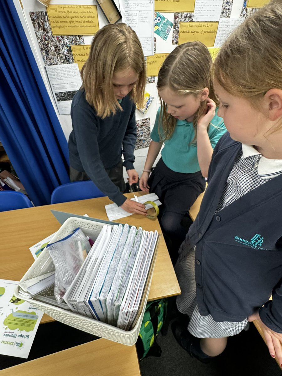 The second activity on our @CRESTAwards STEM club is underway. Y4-6 are attempting to make a suspension bridge out of paper to hold a number of weights. The one that can hold the most wins!