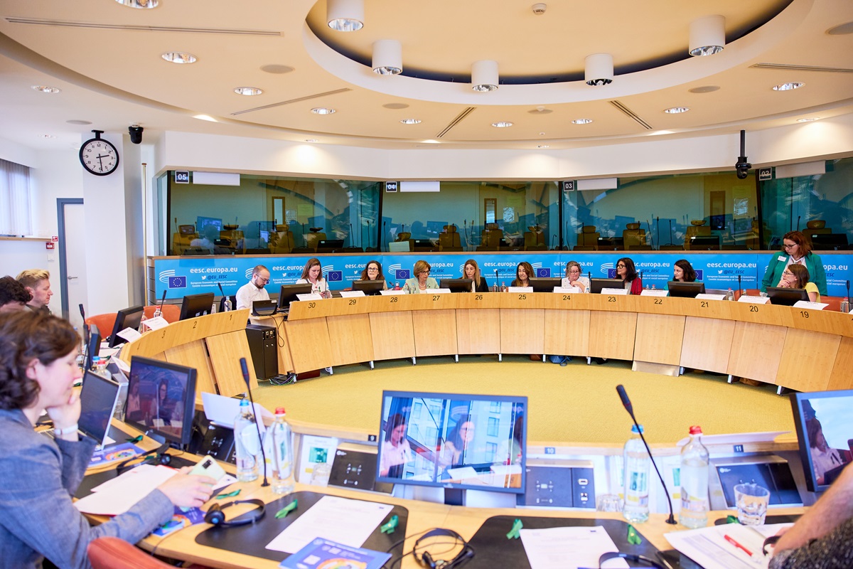 We start the #EuropeanMentalHealthWeek  in co-creation with stakeholders at the @EU_EESC premises. ❓What do we need to achieve good mental health for all?
🤔How can we get there together? 
👁️Keep an eye out for our upcoming event report. #EESCpartnership