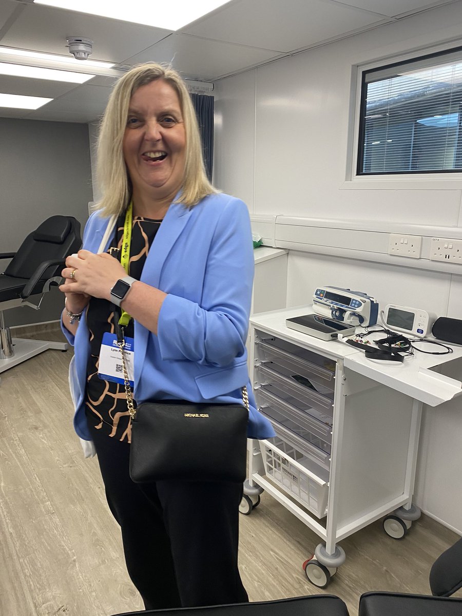 Chloë Cowan (@clo_cowan) on Twitter photo .<a href="/lynnmprentice/">Lynn Prentice</a> 👀checking out the mobile research facilities at #RDF24
<a href="/GlasgowCRF/">GlasgowCRF</a> 🤗 thinking of possibilities …😄 .<a href="/lynnmprentice/">Lynn Prentice</a> 👀checking out the mobile research facilities at #RDF24
<a href="/GlasgowCRF/">GlasgowCRF</a> 🤗 thinking of possibilities …😄