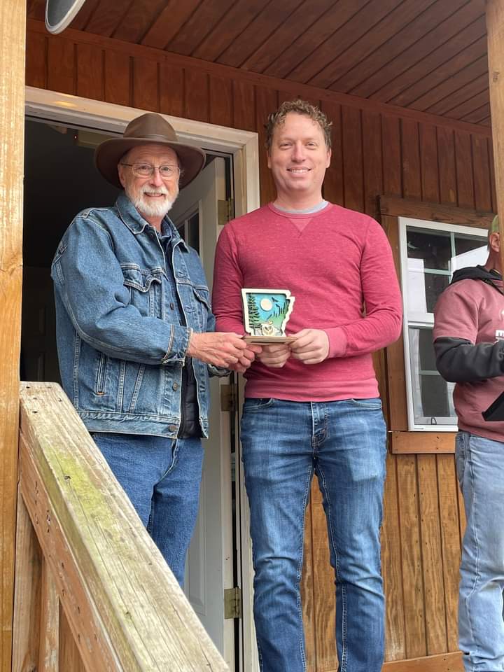uarkbumpers's tweet photo. Will Dockery, environmental, soil & water science major who walked at commencement on Friday, named 2024 individual winner of Mayor's Environmental Stewardship Award presented by Fayetteville Major Lioneld Jordan:
https://t.co/VAyb7siI6N
#ESWS
#AgFoodLife https://t.co/r7zLKcmz68