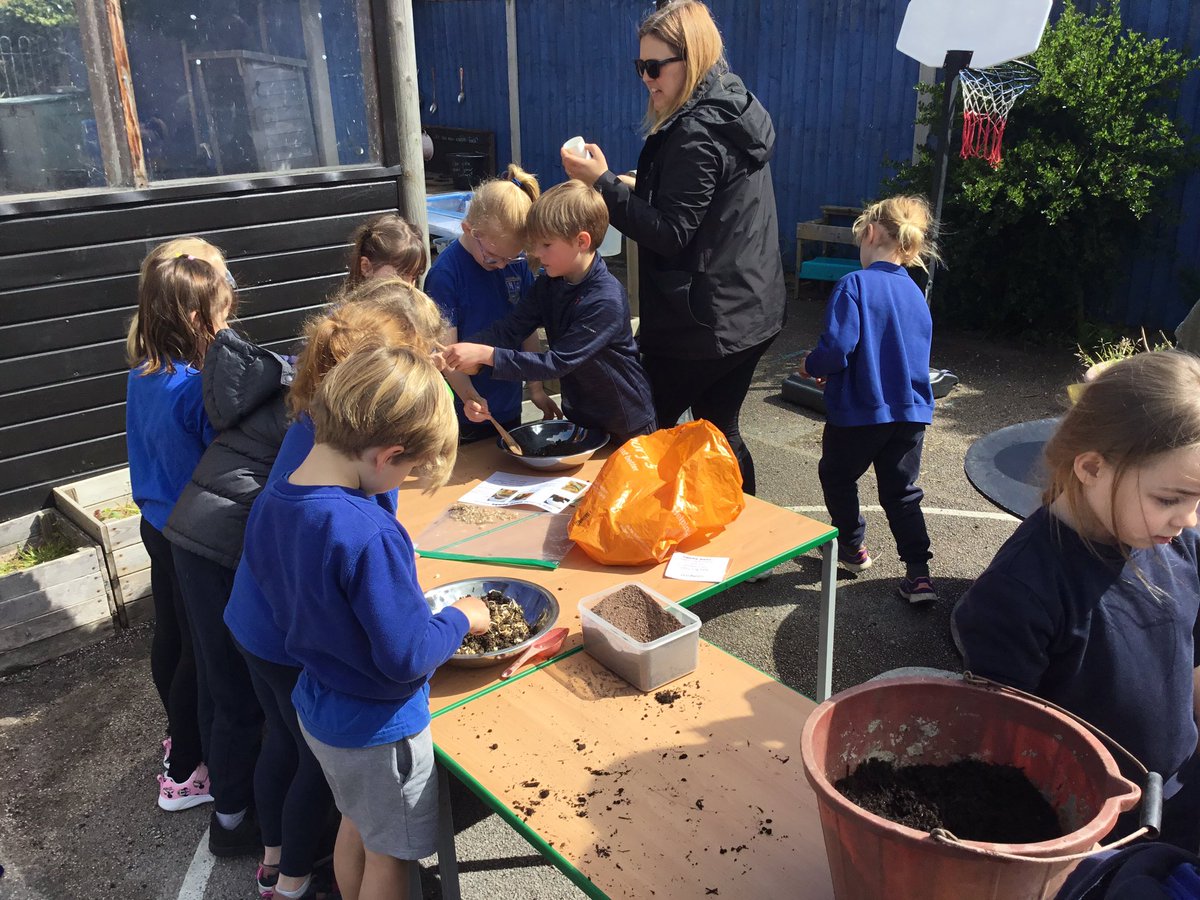 We got very messy making our seedbombs with the church team; it was so much fun! 🌷🪻🌻