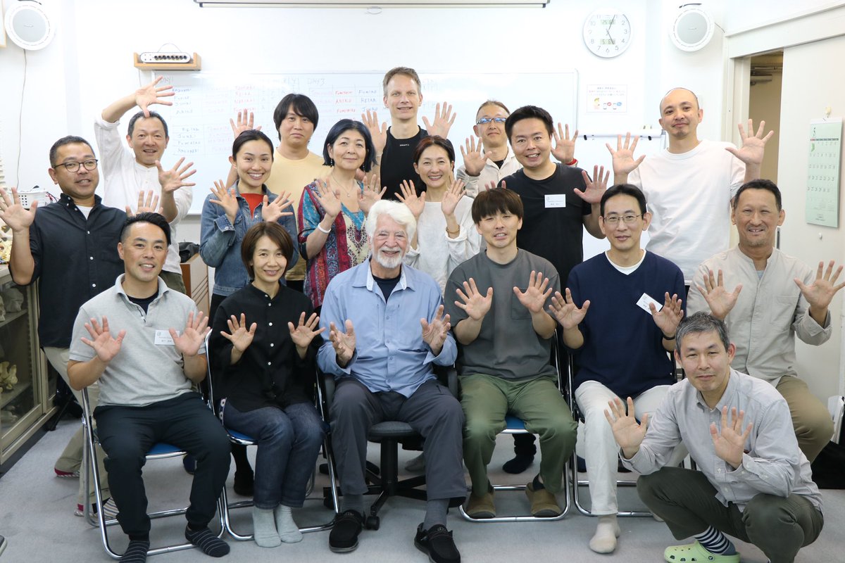 japan_ui's tweet photo. Chas先生によるCSTアドバンスクラスが日を分けて2クラス、合計10日間今日終了しました。Chas先生、参加された皆さん、ありがとうございました😊2クラスともとても深い、素晴らしいクラスでした。 https://t.co/sqwx0gLB6R