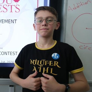 Bursa'da ortaokul öğrencisi Alperen Şirin, 39 ülkeden 10 bin 371 öğrencinin katıldığı Uluslararası Caribou Matematik Yarışması'nda birinci oldu.