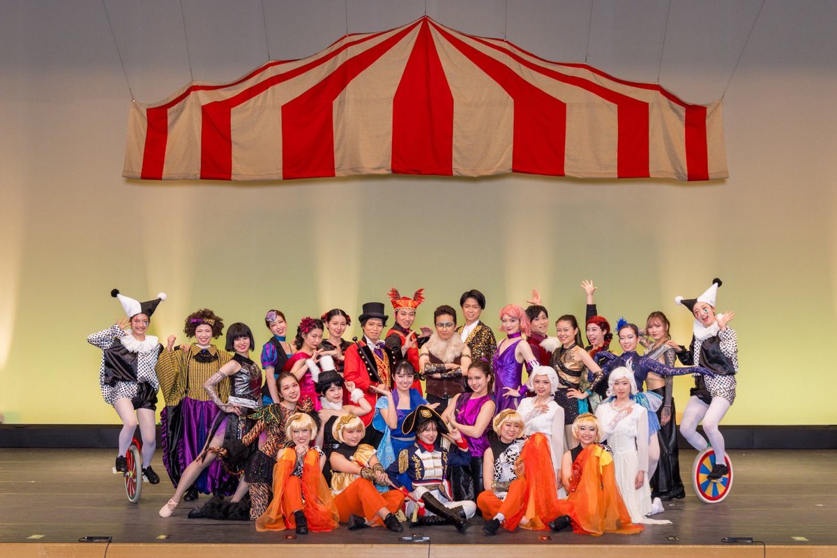 TheaterBamBoo's tweet photo. FESTA!2024

全3公演が無事終演いたしました💃🌟

ご来場いただいた皆様、応援してくださった皆様、本当にありがとうございました✨

これからも��客様に楽しんでいただけるように、日々稽古に励んで参ります😊

 https://t.co/MPlk61vYyf https://t.co/YmvFppz1dn